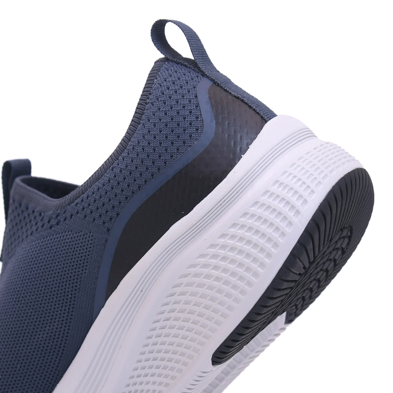 GO RUN ELEVATE 2.0 - Men - Image 2