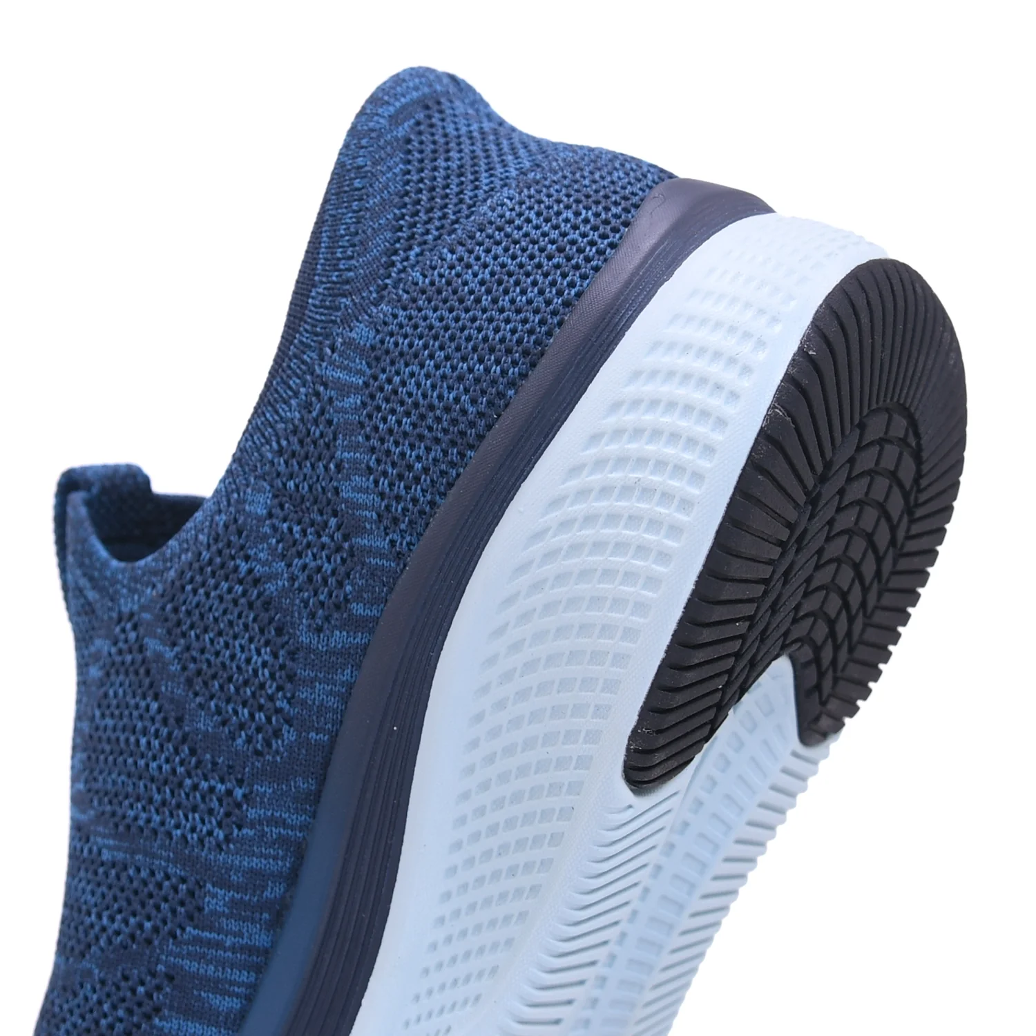 GO RUN ELEVATE 2.0 - Men - Image 2